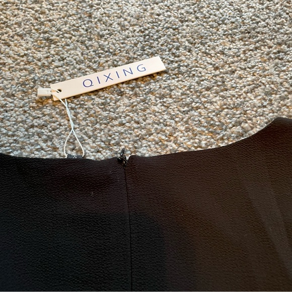 NWT! Black Flutter Sleeve Sheath Dress - Picture 3 of 4